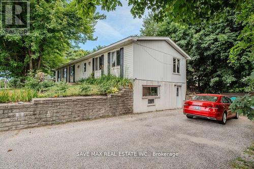 3 Wellington Street, Bracebridge, ON - Outdoor