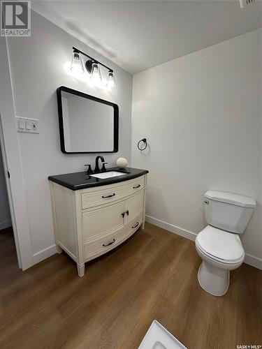 1411 Donald Street, Saskatoon, SK - Indoor Photo Showing Bathroom