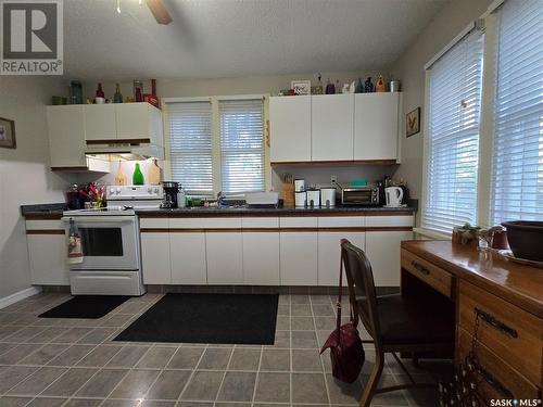 69 Main Street, Fillmore, SK - Indoor Photo Showing Kitchen With Double Sink