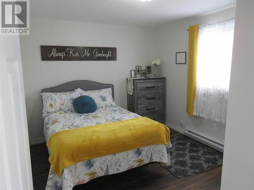 426 Main Street, Bishop'S Falls, NL - Indoor Photo Showing Bedroom