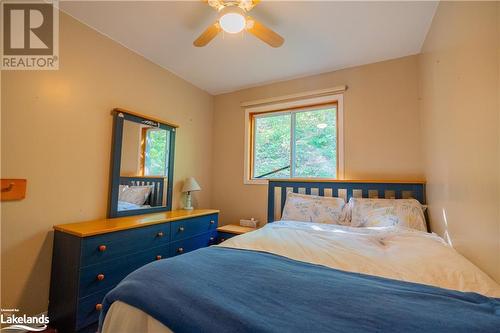 317 Haskett'S Drive, Georgian Bay, ON - Indoor Photo Showing Bedroom