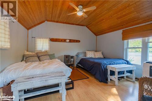 317 Haskett'S Drive, Georgian Bay, ON - Indoor Photo Showing Bedroom