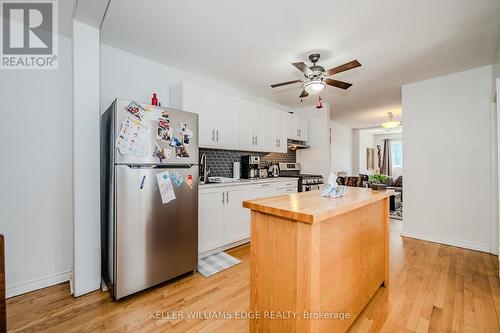 80 East 33Rd Street, Hamilton, ON - Indoor Photo Showing Kitchen