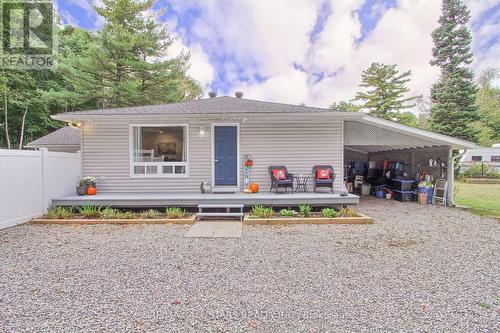 621 Pinegrove Avenue, Innisfil, ON - Outdoor With Deck Patio Veranda