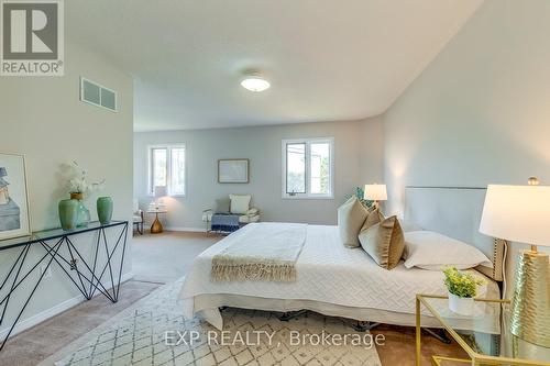 4208 Sagebrush Trail, Mississauga, ON - Indoor Photo Showing Bedroom