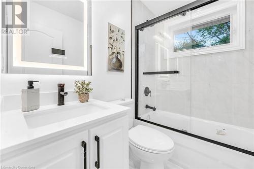 64 Viceroy Court, Hamilton, ON - Indoor Photo Showing Bathroom