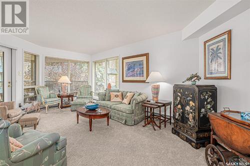 232 2301 Adelaide Street E, Saskatoon, SK - Indoor Photo Showing Living Room