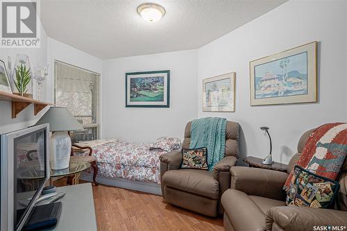 232 2301 Adelaide Street E, Saskatoon, SK - Indoor Photo Showing Living Room