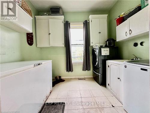 279 1St Avenue S, Arran-Elderslie, ON - Indoor Photo Showing Laundry Room