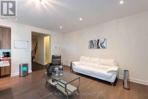 24 - 499 Sophia Crescent, London, ON - Indoor Photo Showing Living Room