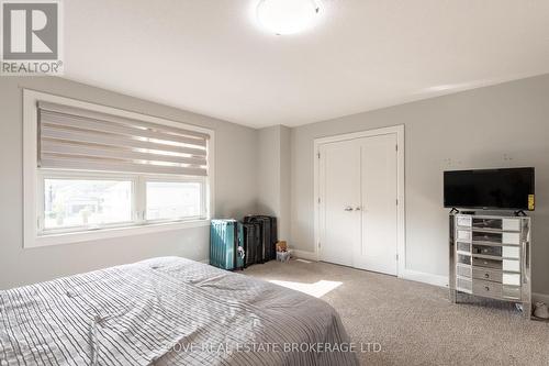 24 - 499 Sophia Crescent, London, ON - Indoor Photo Showing Bedroom