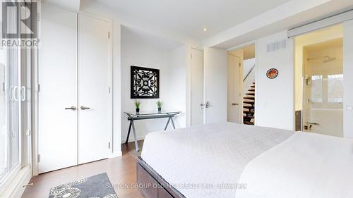 253 Roxton Road, Toronto, ON - Indoor Photo Showing Bedroom