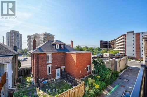 15 Justice Gardens, Toronto, ON - Outdoor