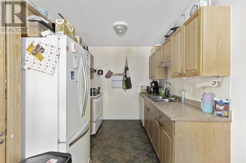 19 Silver Birch Dr, Sault Ste. Marie, ON - Indoor Photo Showing Kitchen With Double Sink