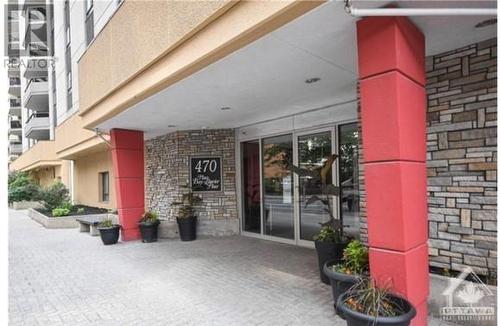 470 Laurier Avenue W Unit#2006, Ottawa, ON - Outdoor