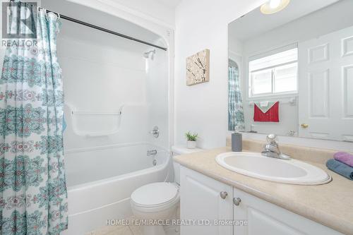 221 High Street, Clarington, ON - Indoor Photo Showing Bathroom