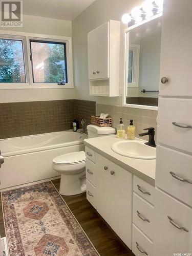 145 Johnston Crescent, Canora, SK - Indoor Photo Showing Bathroom