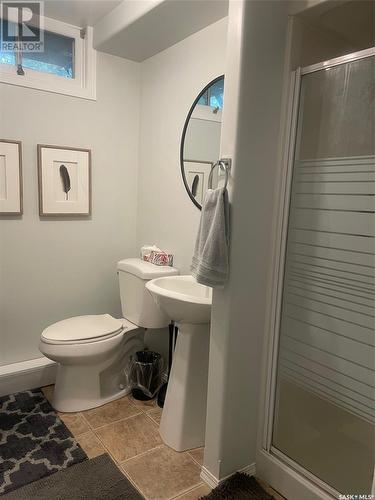 145 Johnston Crescent, Canora, SK - Indoor Photo Showing Bathroom