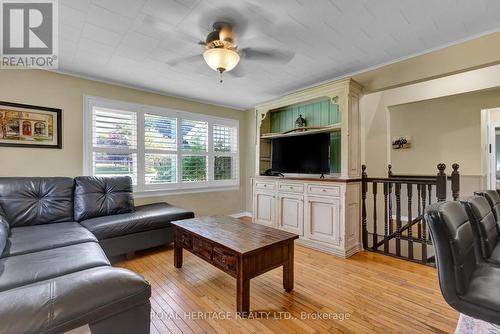 7994 Mill Street S, Port Hope (Garden Hill), ON - Indoor Photo Showing Living Room