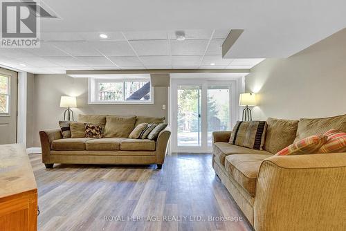 7994 Mill Street S, Port Hope (Garden Hill), ON - Indoor Photo Showing Living Room