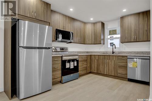 103 Broad Street, Regina, SK - Indoor Photo Showing Kitchen