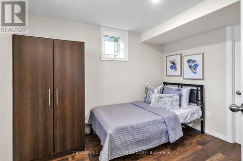 107 Oxford Street W, London, ON - Indoor Photo Showing Bedroom