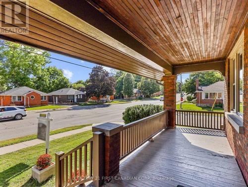 107 Oxford Street W, London, ON - Outdoor With Deck Patio Veranda With Exterior