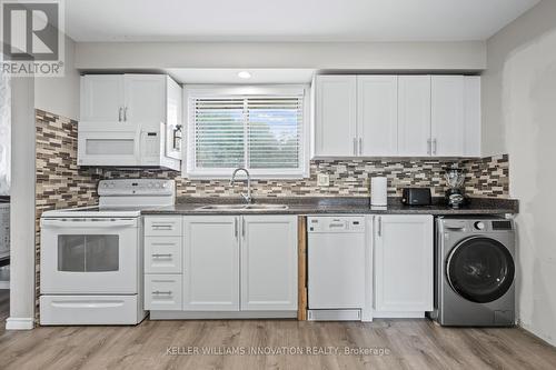 20 Lambert Place, Kitchener, ON - Indoor Photo Showing Kitchen With Double Sink