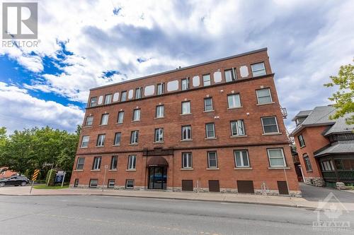 244 Charlotte Street Unit#1, Ottawa, ON - Outdoor With Facade