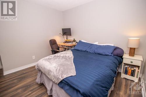 244 Charlotte Street Unit#1, Ottawa, ON - Indoor Photo Showing Bedroom