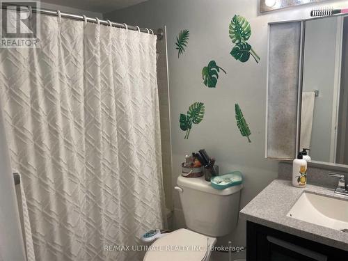 302 - 44 Longbourne Drive, Toronto, ON - Indoor Photo Showing Bathroom