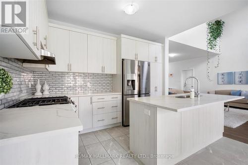 13 Tea Rose Road, Brampton, ON - Indoor Photo Showing Kitchen With Upgraded Kitchen