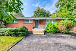 428 HENDERSON ROAD  Burlington, ON L7L 2P8