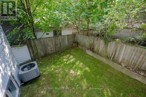 137 Peter Street, Hamilton, ON - Outdoor