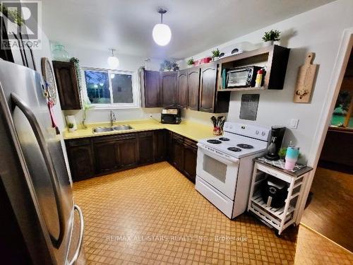 2205 Concession 6, Brock, ON - Indoor Photo Showing Kitchen With Double Sink