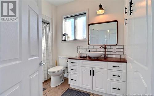 34 Riverside Drive, Shediac, NB - Indoor Photo Showing Bathroom