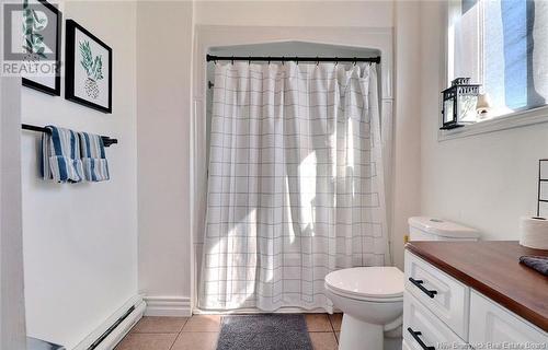 34 Riverside Drive, Shediac, NB - Indoor Photo Showing Bathroom