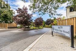 12 - 6679 SHELTER BAY ROAD  Mississauga, ON L5N 2A2