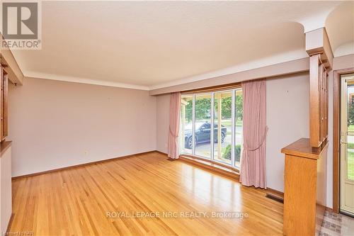 73 Pinehurst Drive, Welland, ON - Indoor Photo Showing Other Room