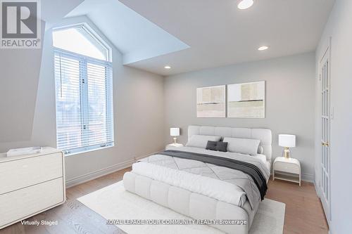 30 Belmont Street, Toronto, ON - Indoor Photo Showing Bedroom