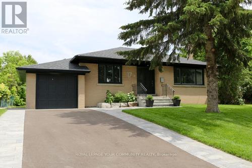 17 Robson Place, Toronto, ON - Outdoor With Facade