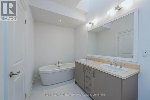 149 - 55 Lunar Crescent, Mississauga, ON - Indoor Photo Showing Bathroom