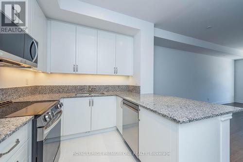 149 - 55 Lunar Crescent, Mississauga, ON - Indoor Photo Showing Kitchen