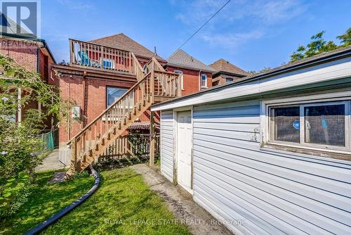 18 Fairholt Road N, Hamilton, ON - Outdoor