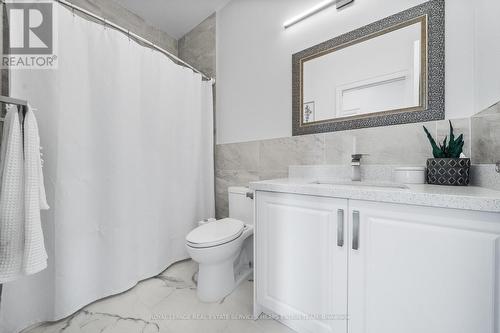 2 Dunkirk Road, Toronto, ON - Indoor Photo Showing Bathroom