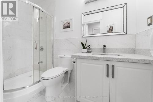 2 Dunkirk Road, Toronto, ON - Indoor Photo Showing Bathroom