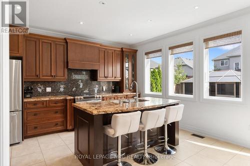 8829 Joseph Court, Niagara Falls, ON - Indoor Photo Showing Kitchen