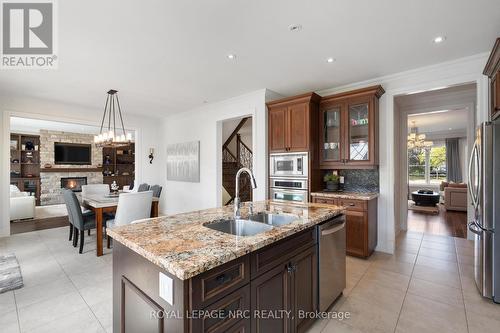 8829 Joseph Court, Niagara Falls, ON - Indoor Photo Showing Kitchen With Double Sink