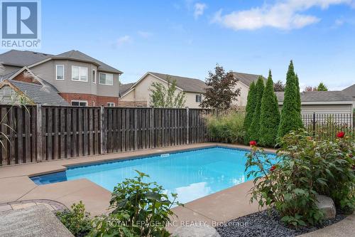 8829 Joseph Court, Niagara Falls, ON - Outdoor With In Ground Pool