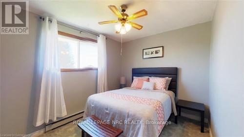 6 Deer Avenue, Manitouwadge, ON - Indoor Photo Showing Bedroom